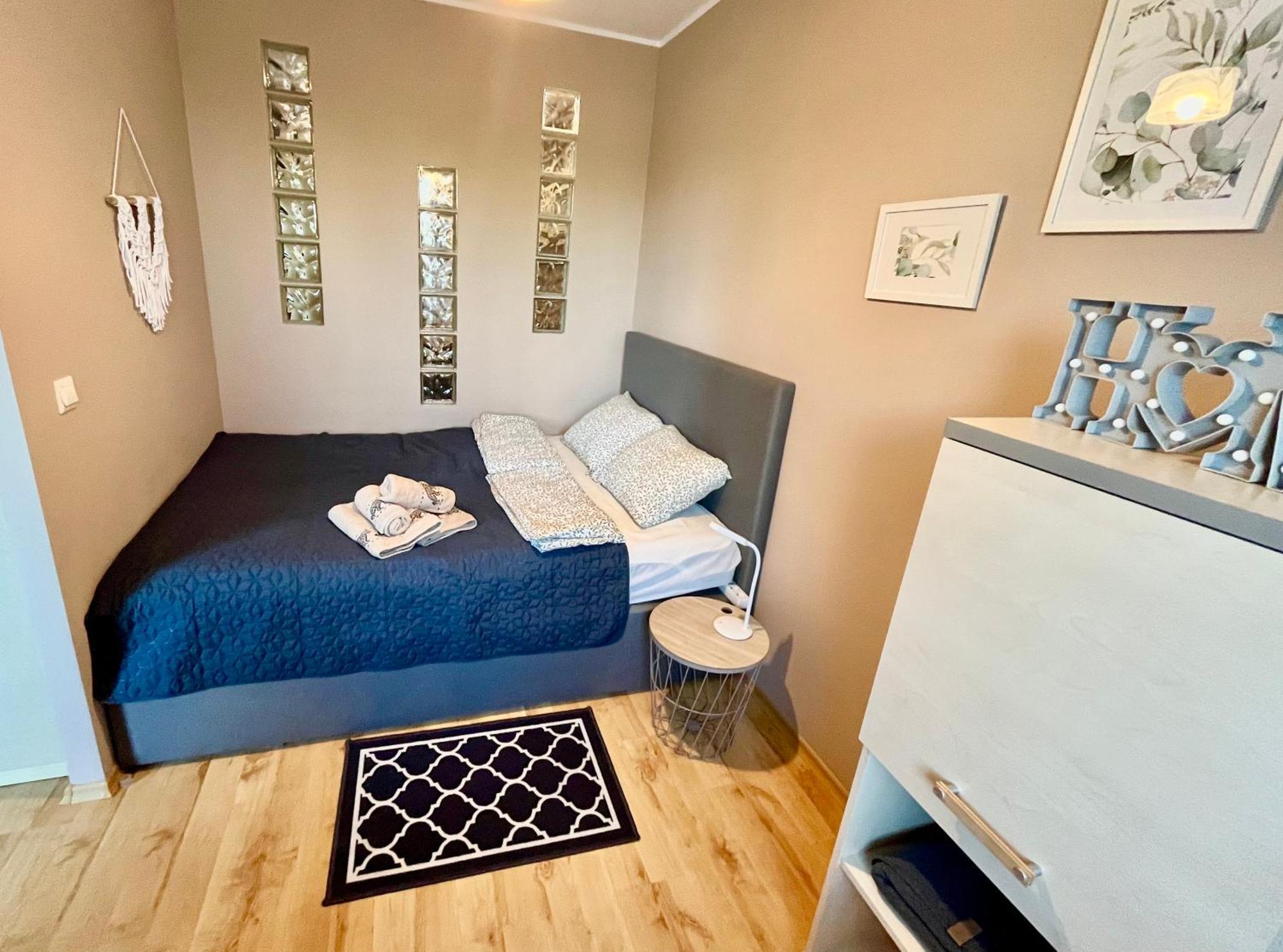 Apartament Roentgena 16 Przy Centrum Onkologii I Klinice Novum Varsovia Exterior foto
